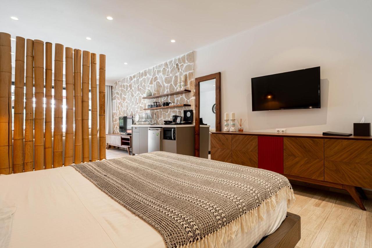 F & S Lounge Suites Parga Extérieur photo