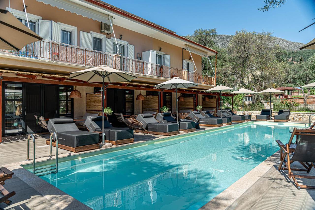 F & S Lounge Suites Parga Extérieur photo