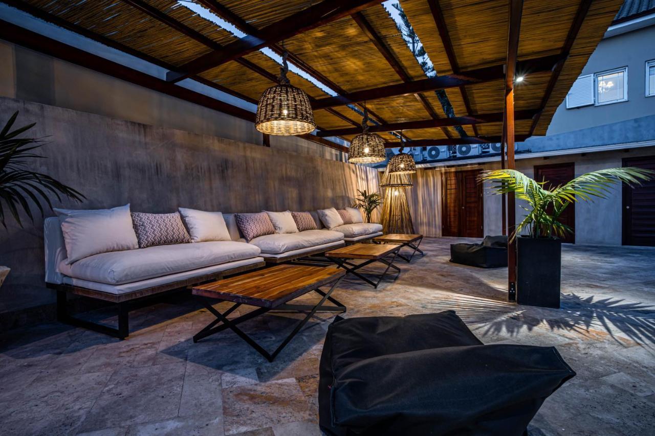 F & S Lounge Suites Parga Extérieur photo