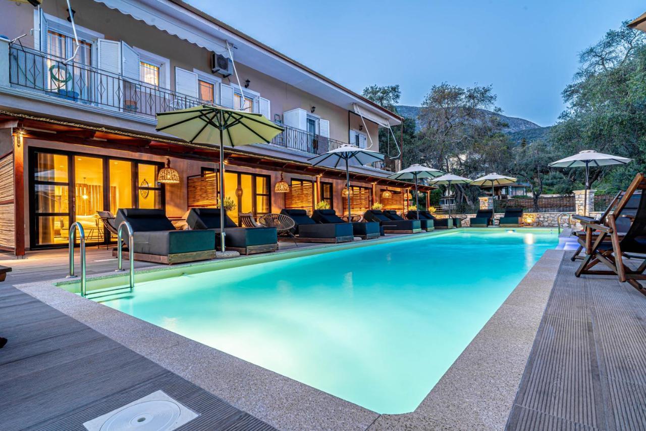 F & S Lounge Suites Parga Extérieur photo