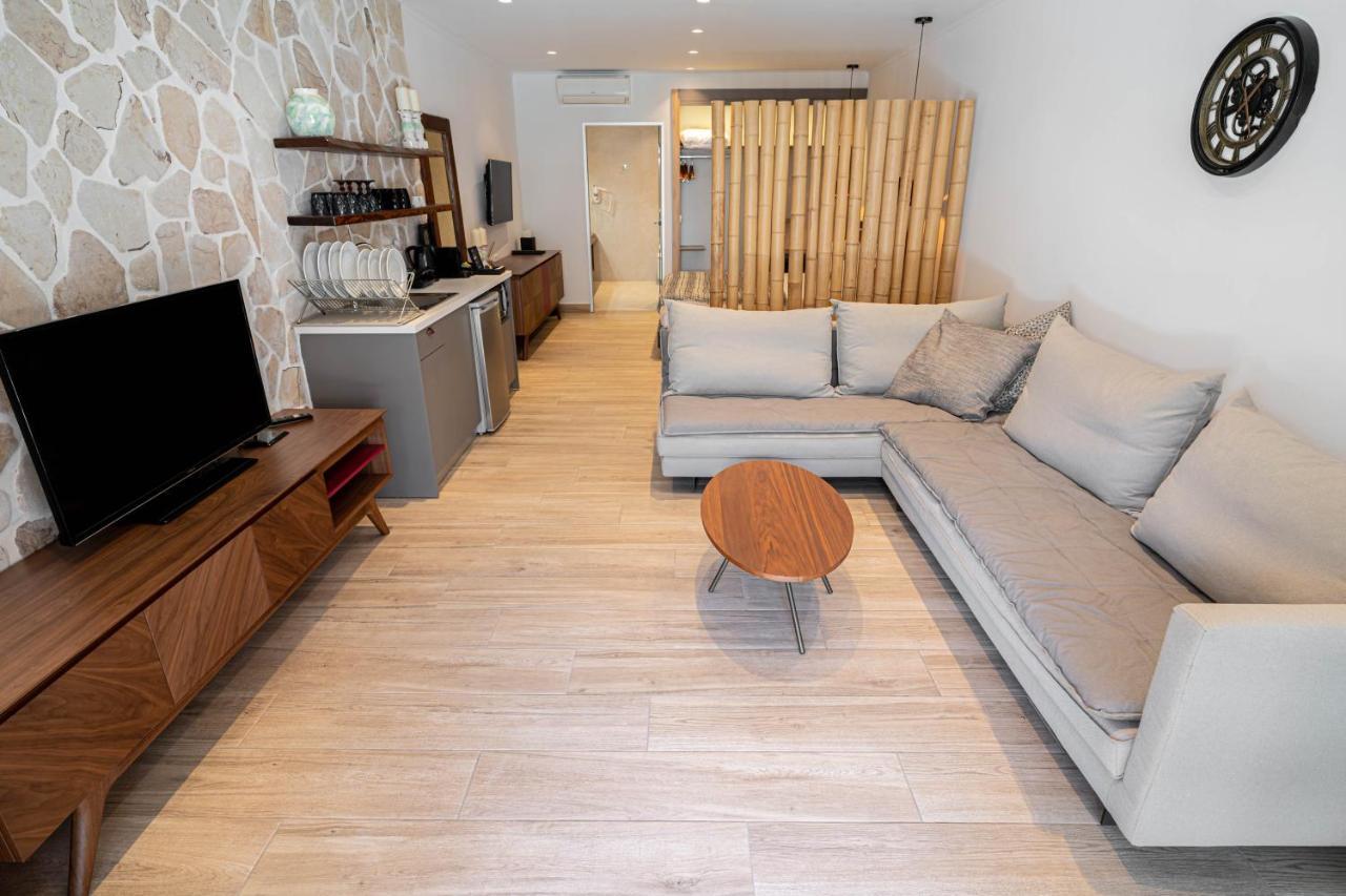F & S Lounge Suites Parga Extérieur photo