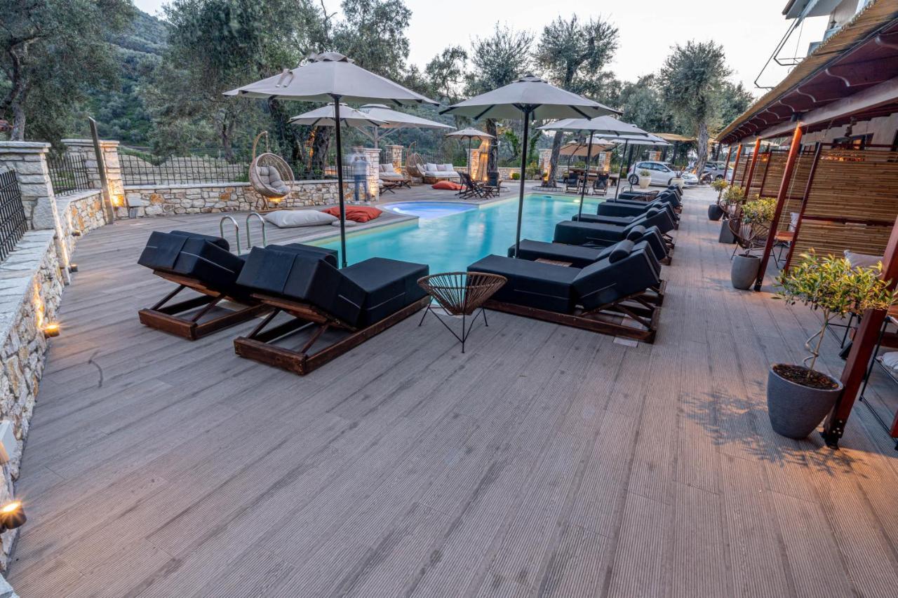F & S Lounge Suites Parga Extérieur photo